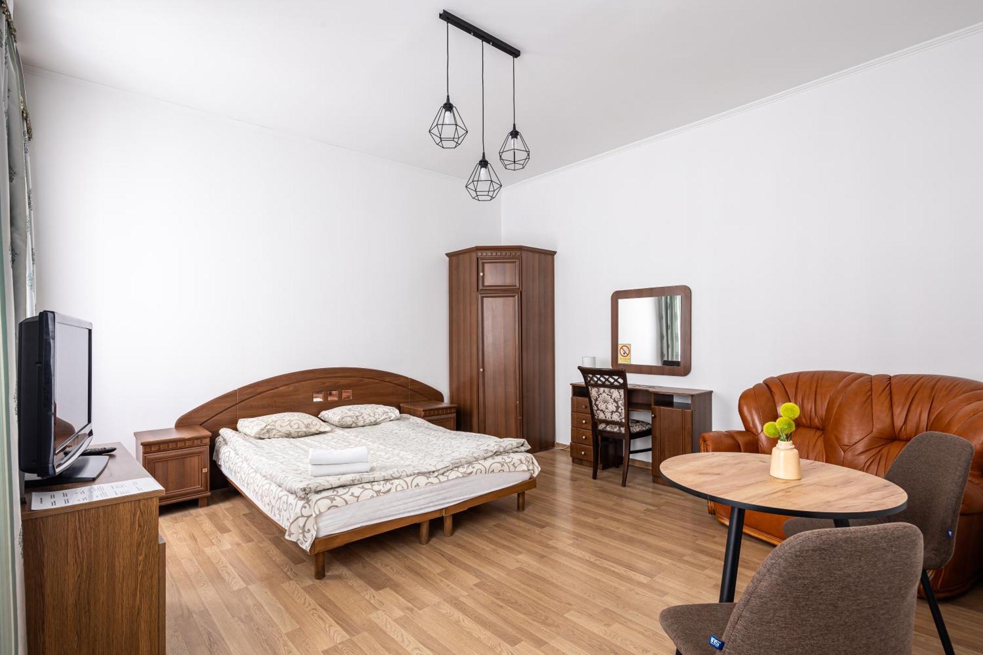 Next To Opera Apartment Львов Экстерьер фото