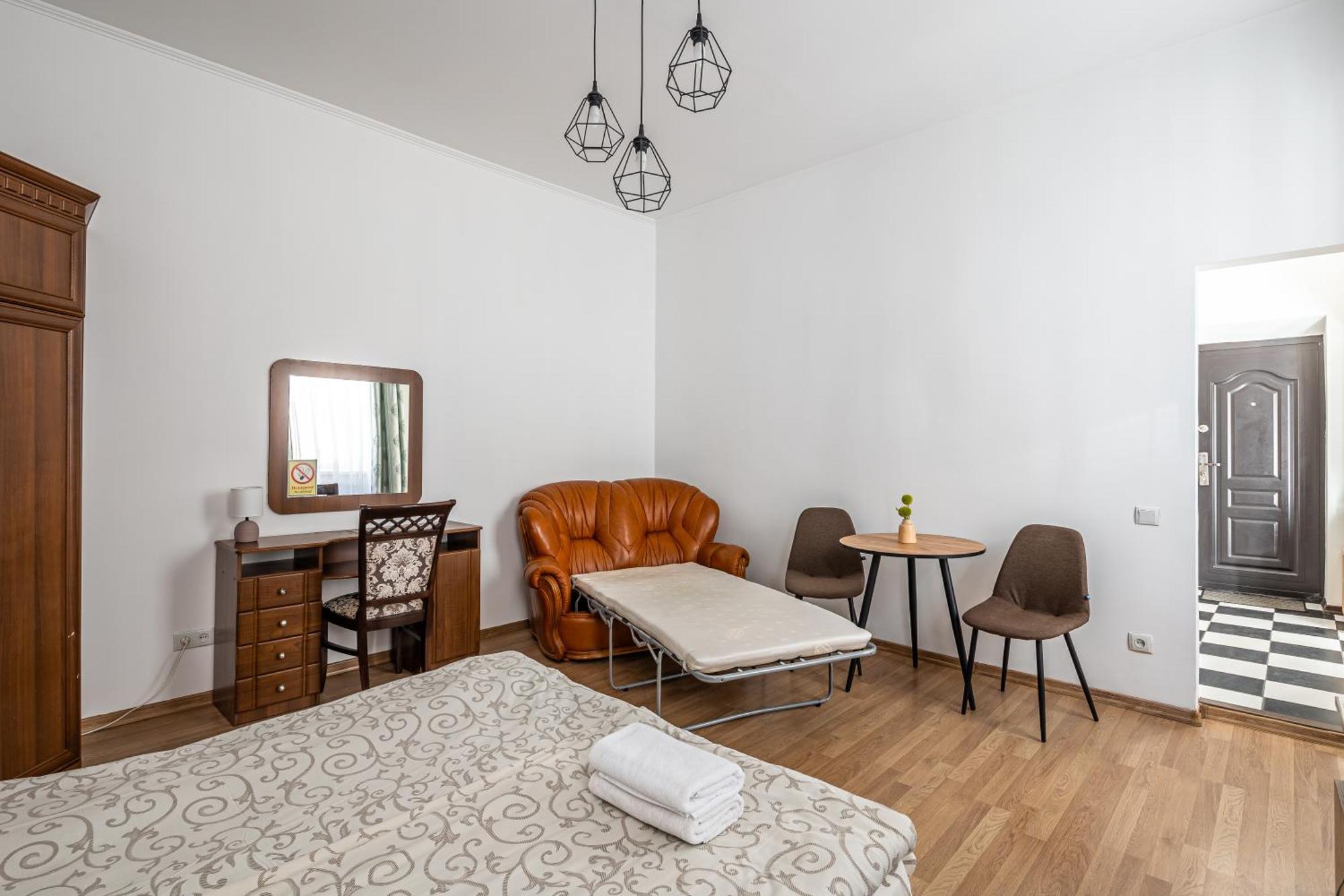 Next To Opera Apartment Львов Экстерьер фото
