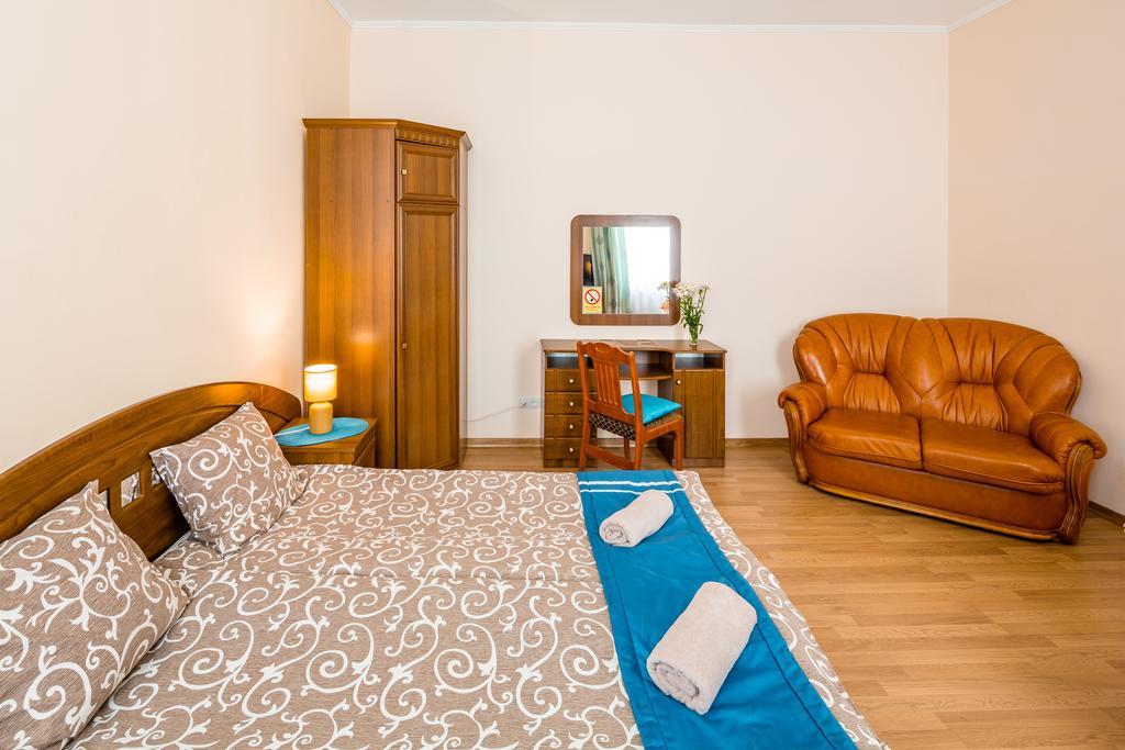 Next To Opera Apartment Львов Экстерьер фото