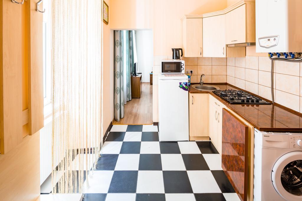 Next To Opera Apartment Львов Экстерьер фото